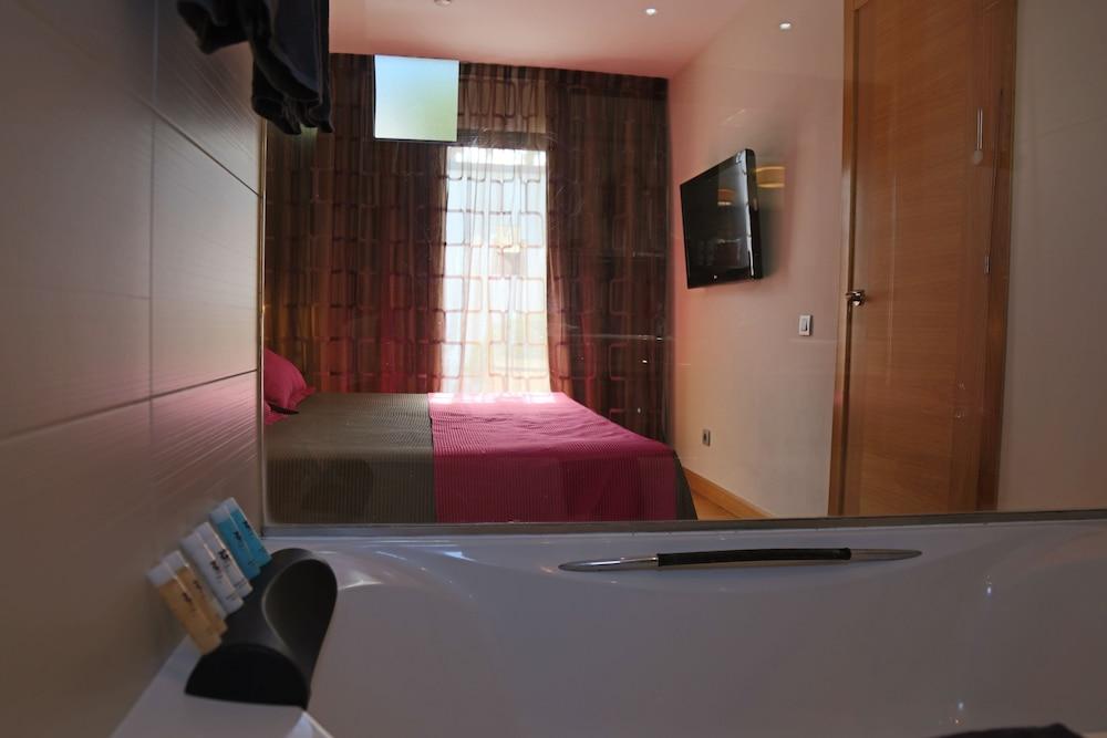R2 Romantic Fantasia Dreams & Suites Hotel (Adults Only) Tarajalejo Exterior photo