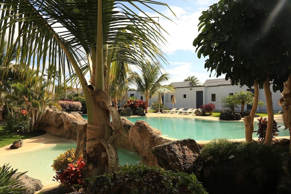 R2 Romantic Fantasia Dreams & Suites Hotel (Adults Only) Tarajalejo Exterior photo