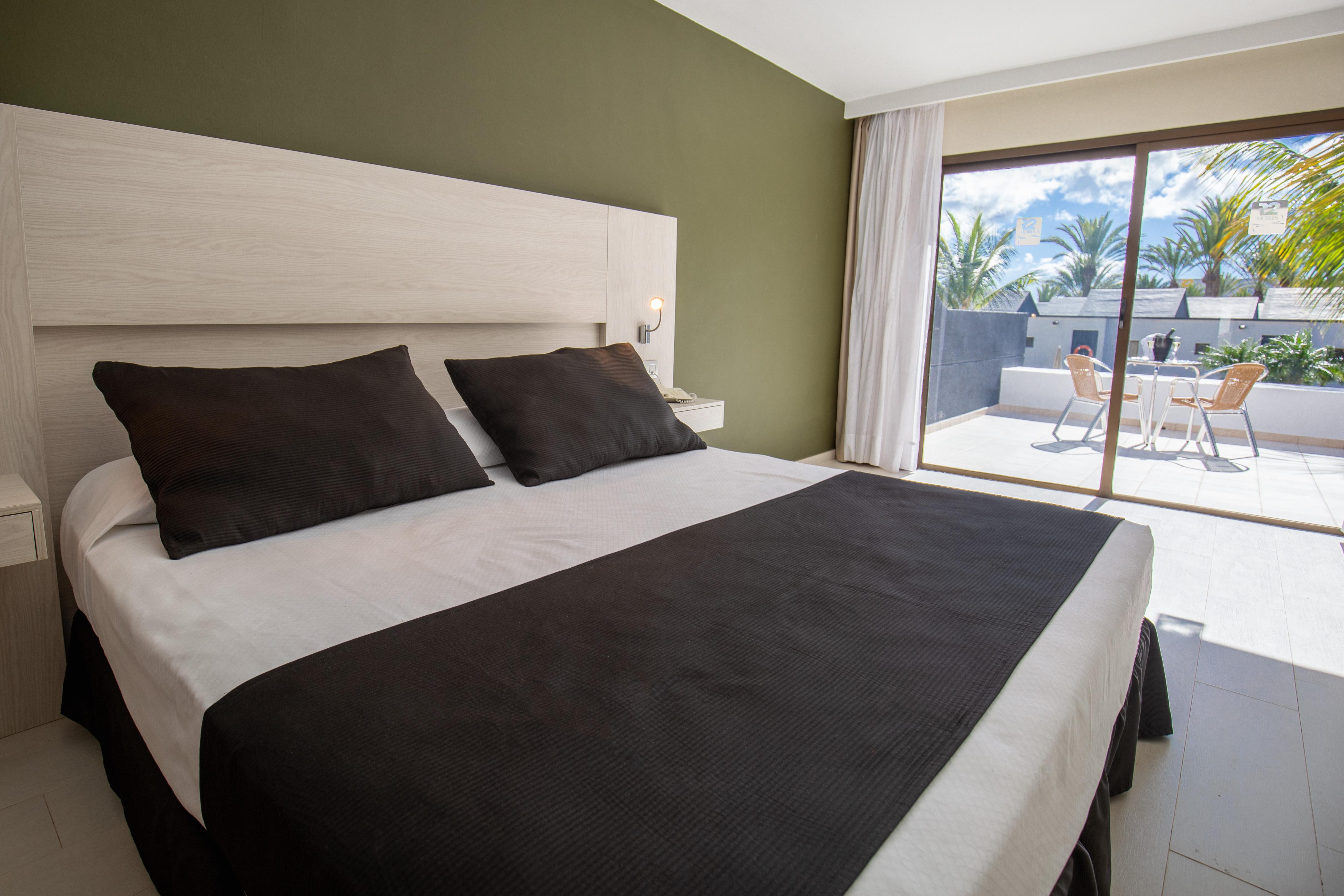 R2 Romantic Fantasia Dreams & Suites Hotel (Adults Only) Tarajalejo Exterior photo