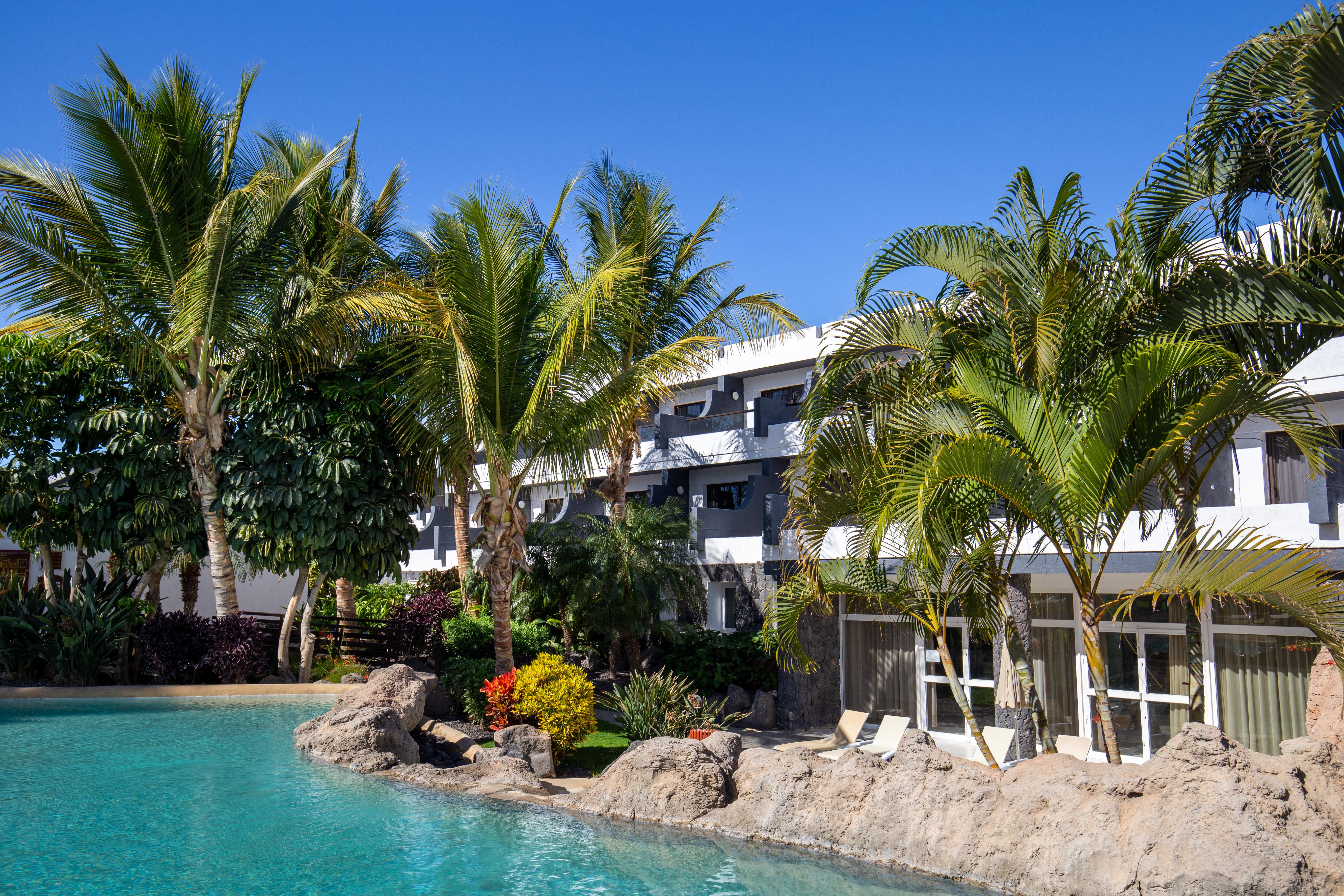 R2 Romantic Fantasia Dreams & Suites Hotel (Adults Only) Tarajalejo Exterior photo