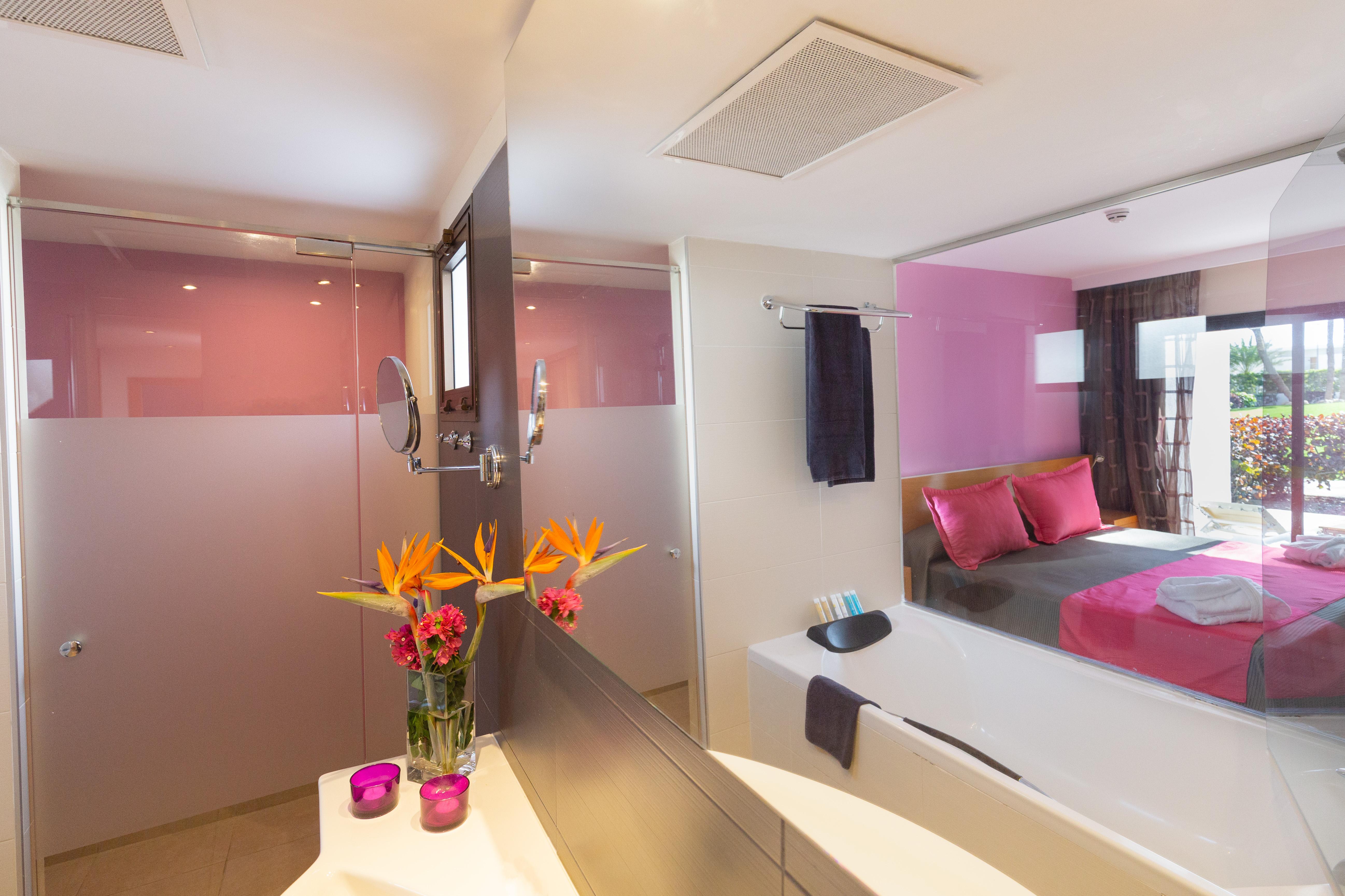 R2 Romantic Fantasia Dreams & Suites Hotel (Adults Only) Tarajalejo Exterior photo