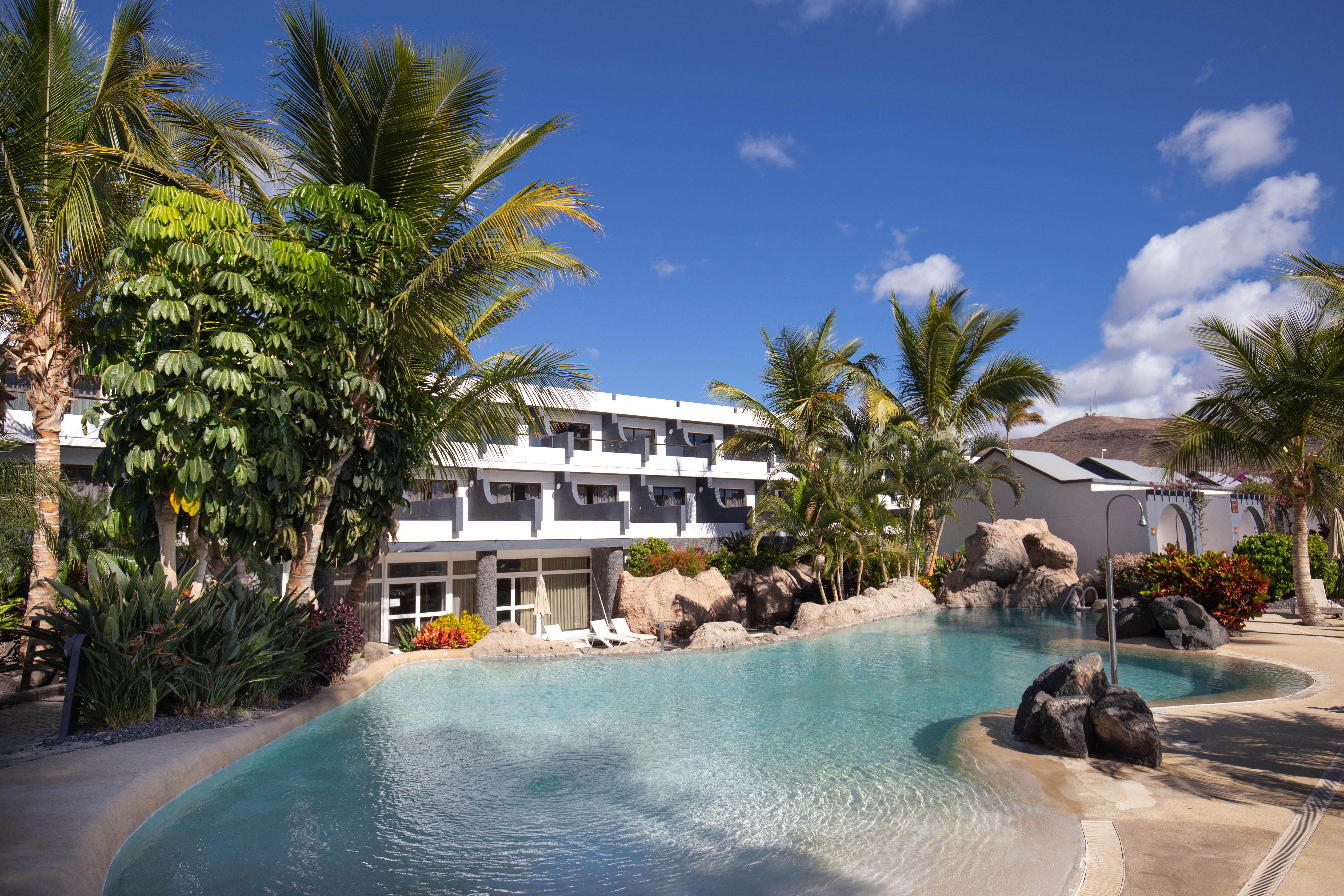 R2 Romantic Fantasia Dreams & Suites Hotel (Adults Only) Tarajalejo Exterior photo